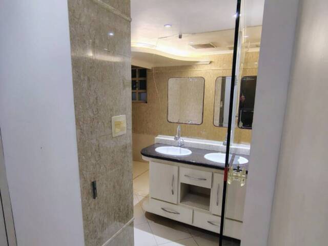 #6 - Apartamento para Venda em Santos - SP - 2